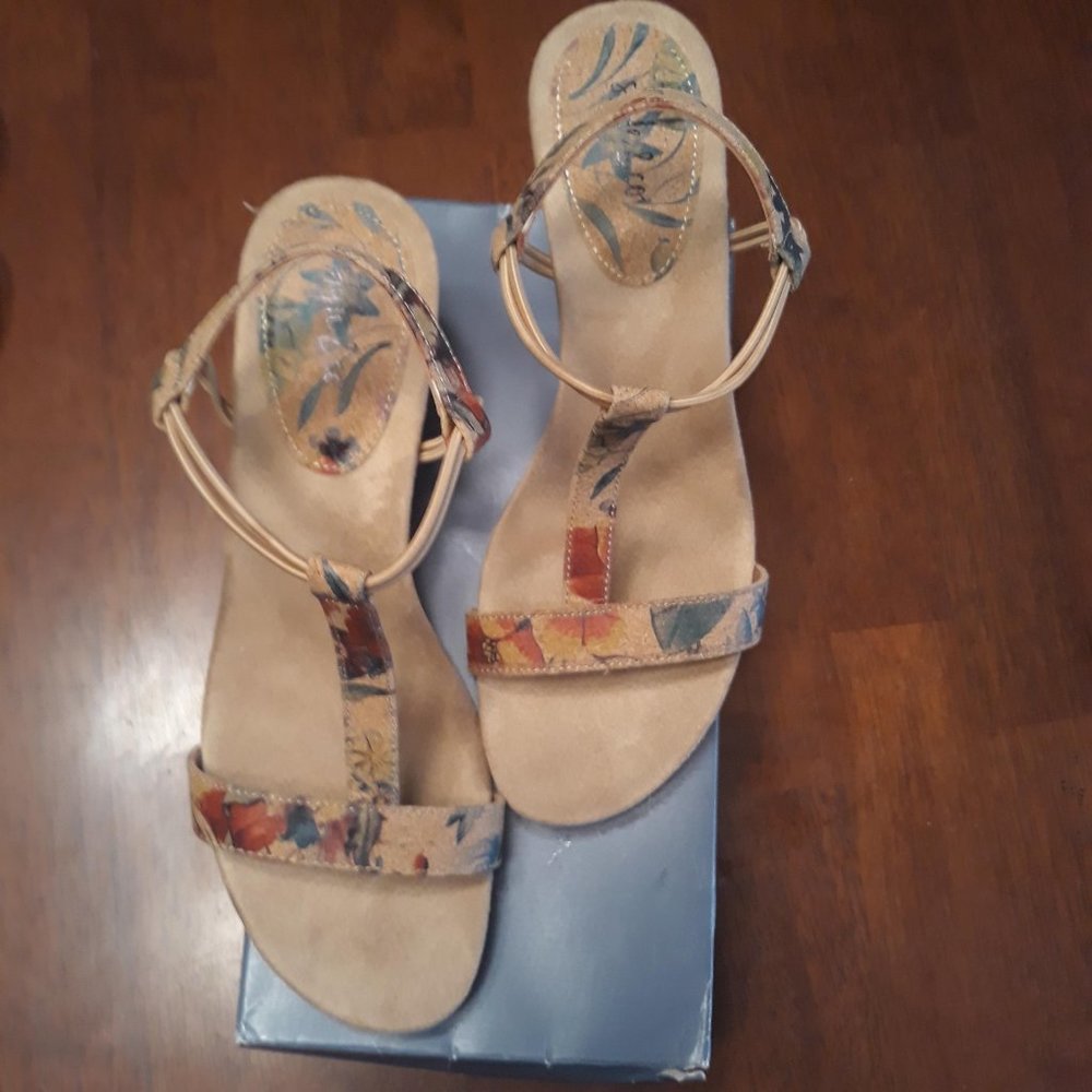 Style & Co. Mulan-Floral Wedge Sandals-Size 7 1/2